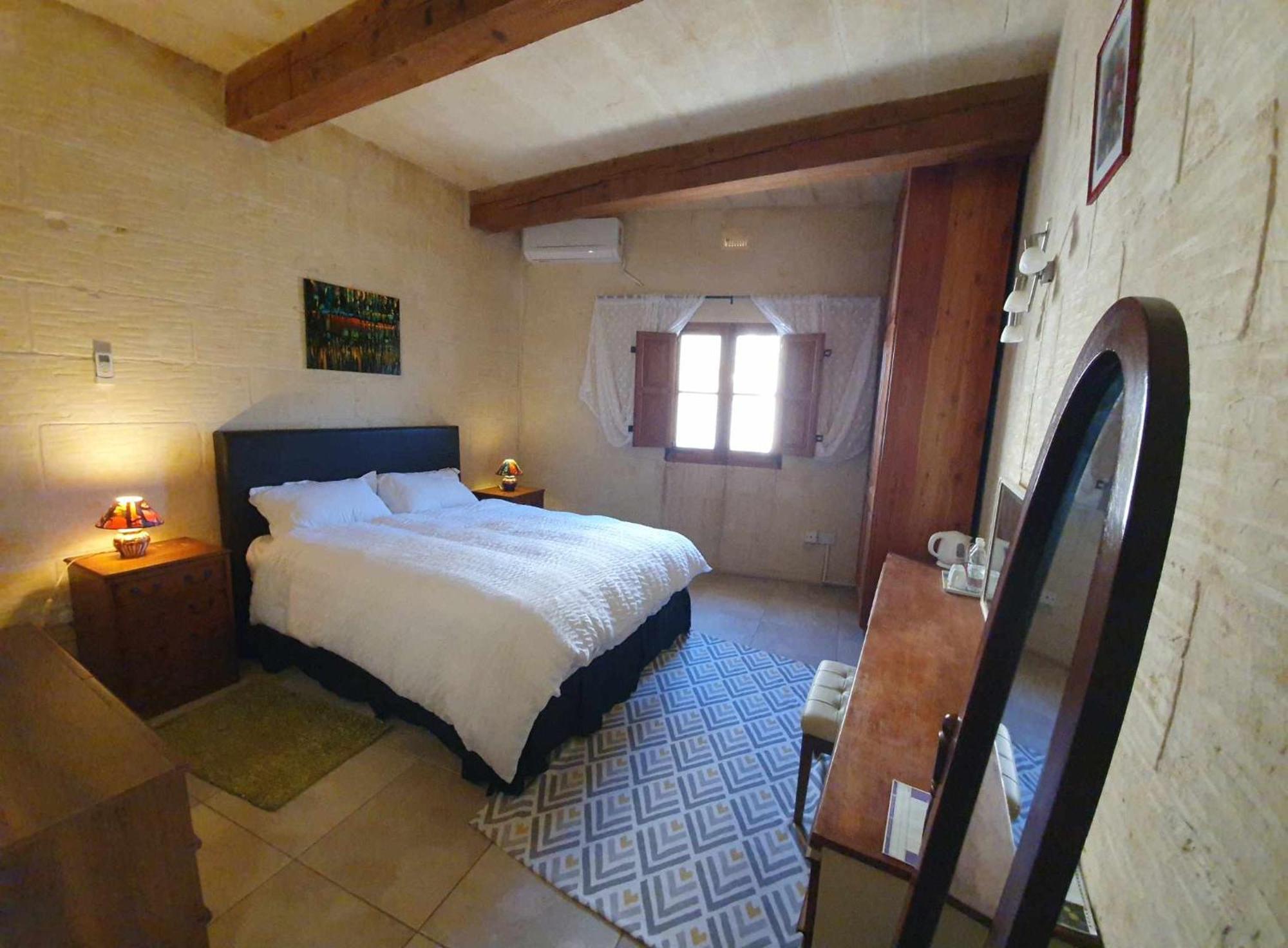 Arthome - Guest Rooms อาร์บ ภายนอก รูปภาพ